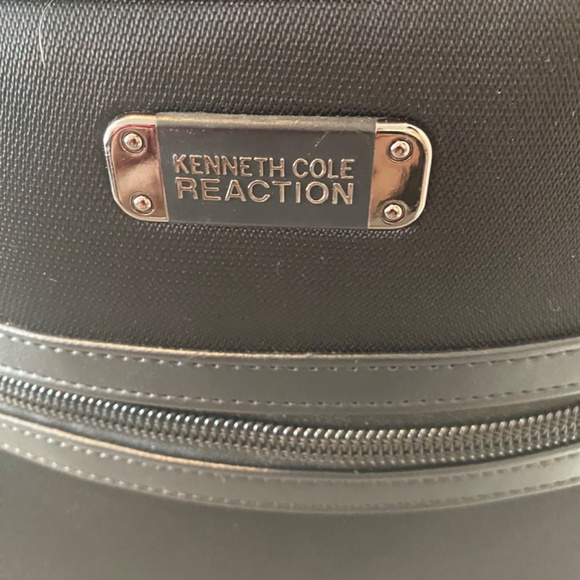 Kenneth Cole computer bag - Picture 2 of 7